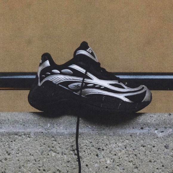 Guizio x Reebok Zig 2.5 Plus Sneaker - Picture 2 of 6